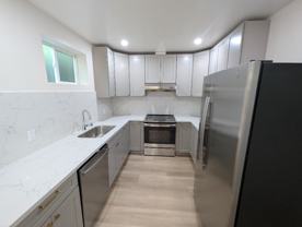 438 48th St #B - Photo 1 of 1