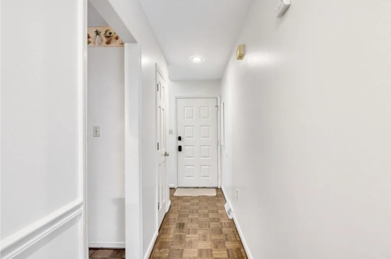 1181 Pebble Dr - Photo 2 of 20