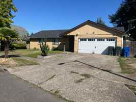 featured image of 3128 Woodleaf St Ne