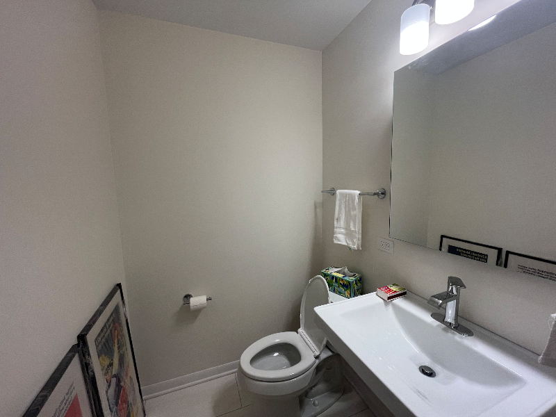 432 Elm Place #1 - Photo 4 of 4