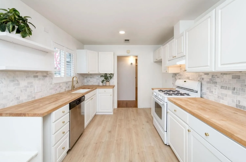 5641 E Austin Way - Photo 3 of 14