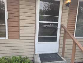 404 E Burke Ave #C - Photo 1 of 1