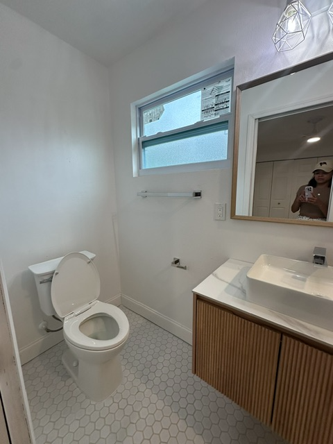 2601 47th Ave N - Photo 2 of 20