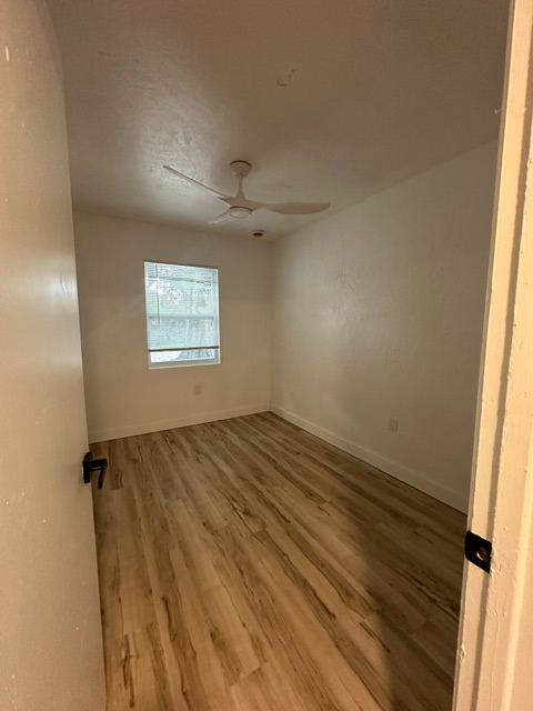 2601 47th Ave N - Photo 3 of 20