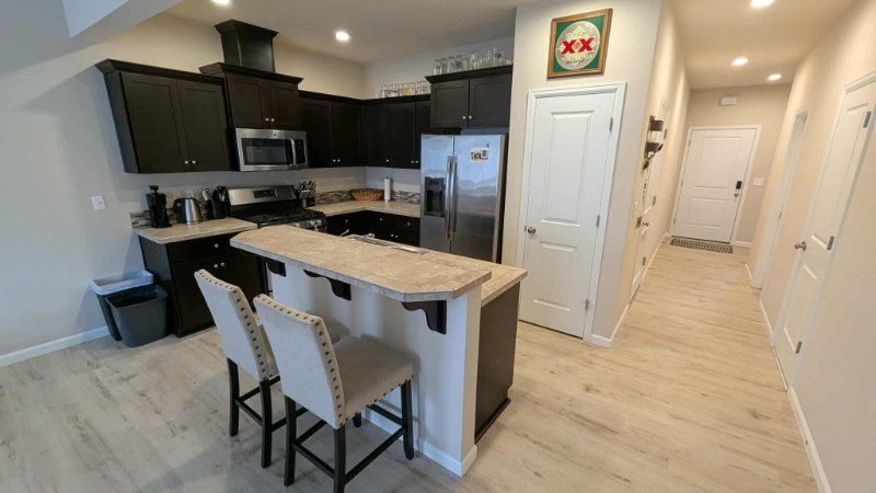 12186 Sw Pond Ln - Photo 3 of 10