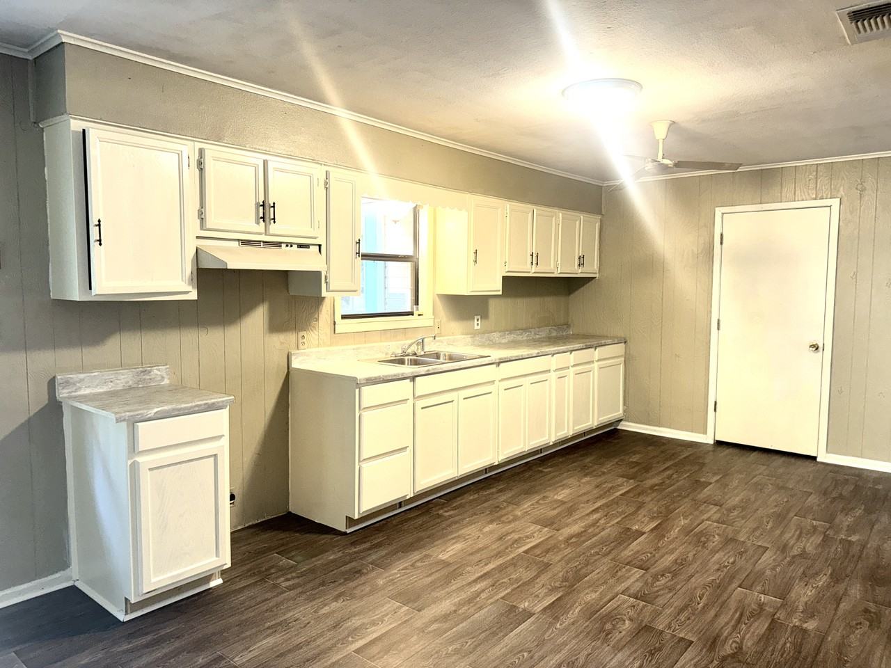 448 Lake Dr #NA - Photo 3 of 21