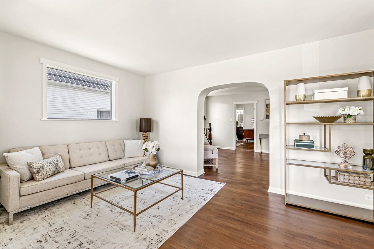 174 W 7th St #NA - Photo 2 of 28