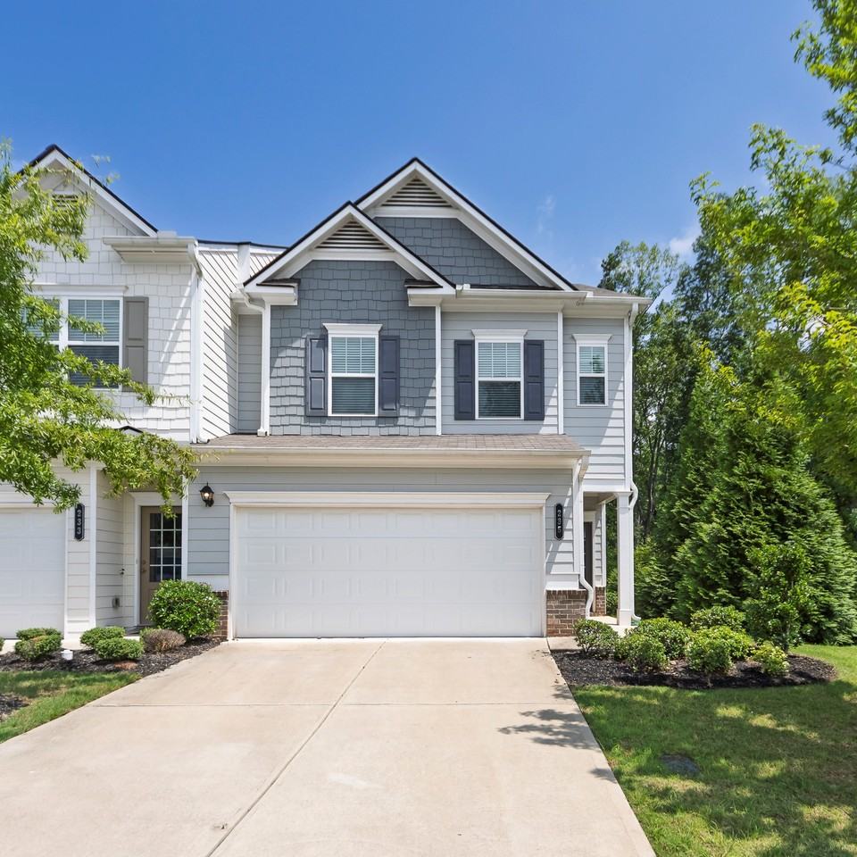 235 Centennial Cir #64 - Photo 2 of 38