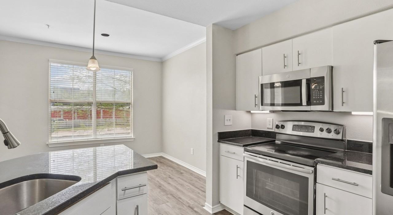 Lemmon Ave & Haskell Ave. #354 - Photo 5 of 24