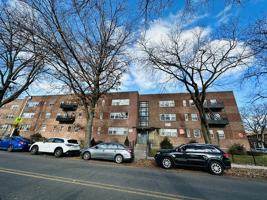 featured image of 68 Elmwood Ave #L