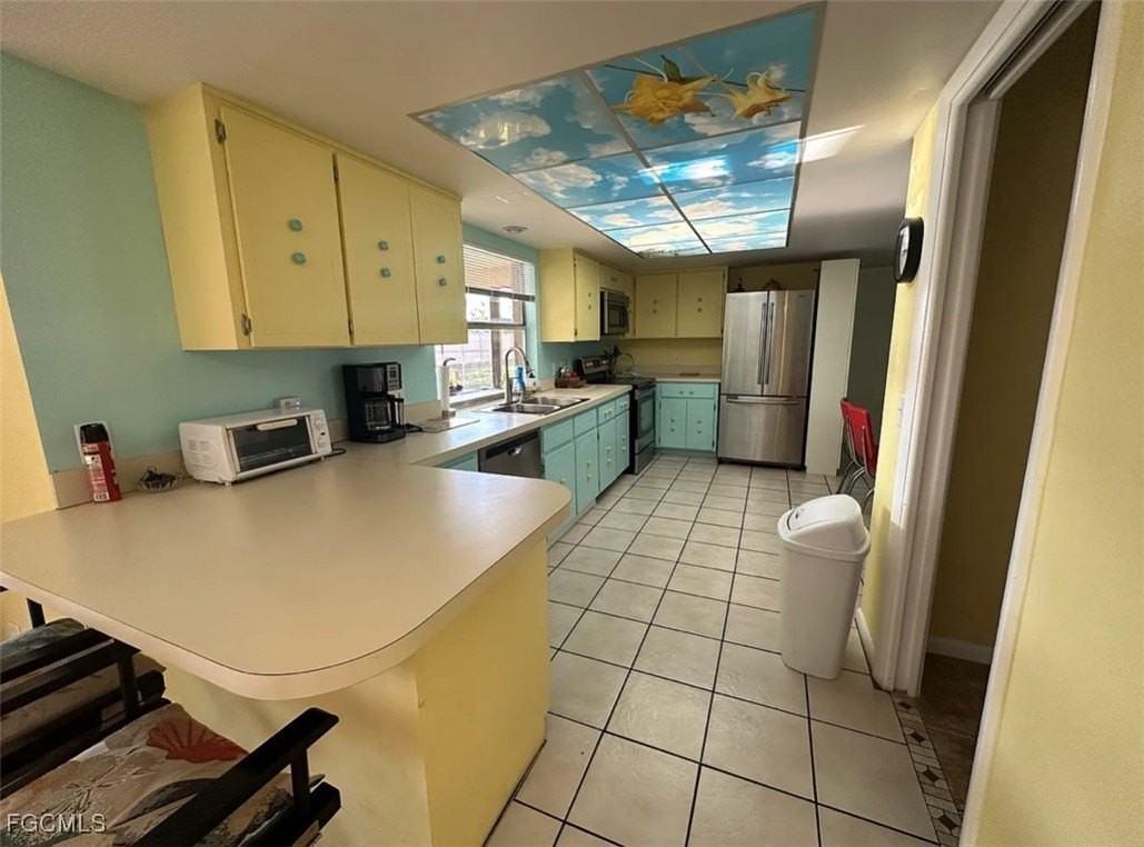 313 Se 16th Pl - Photo 3 of 14