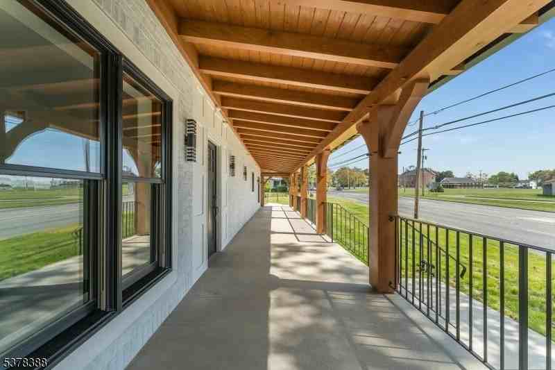 535 Saint James Ave Unit D - Photo 6 of 24