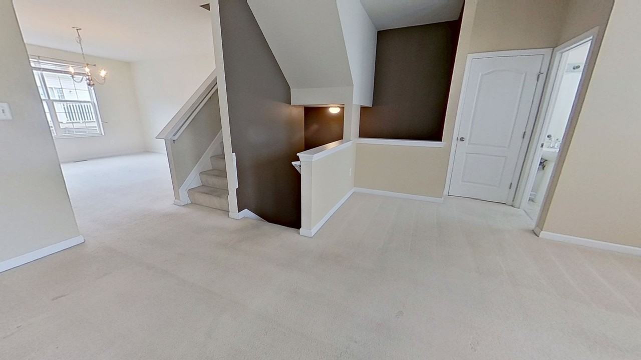 2409 Walnut Bottom Rd - Photo 2 of 19