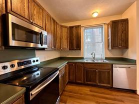 327 Freyling Pl Se - Photo 1 of 1