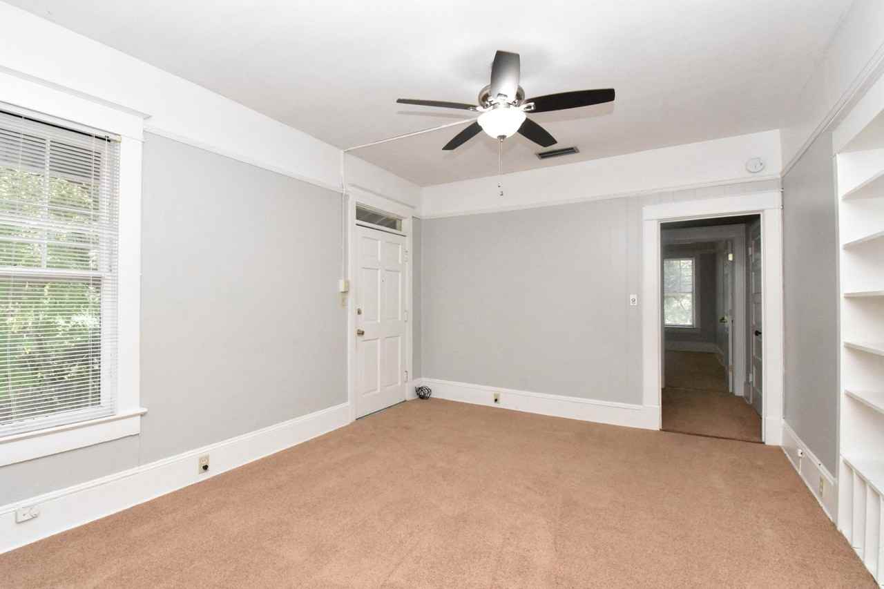 Bosshardt, Bosshardt, Bosshardt - Photo 5 of 29