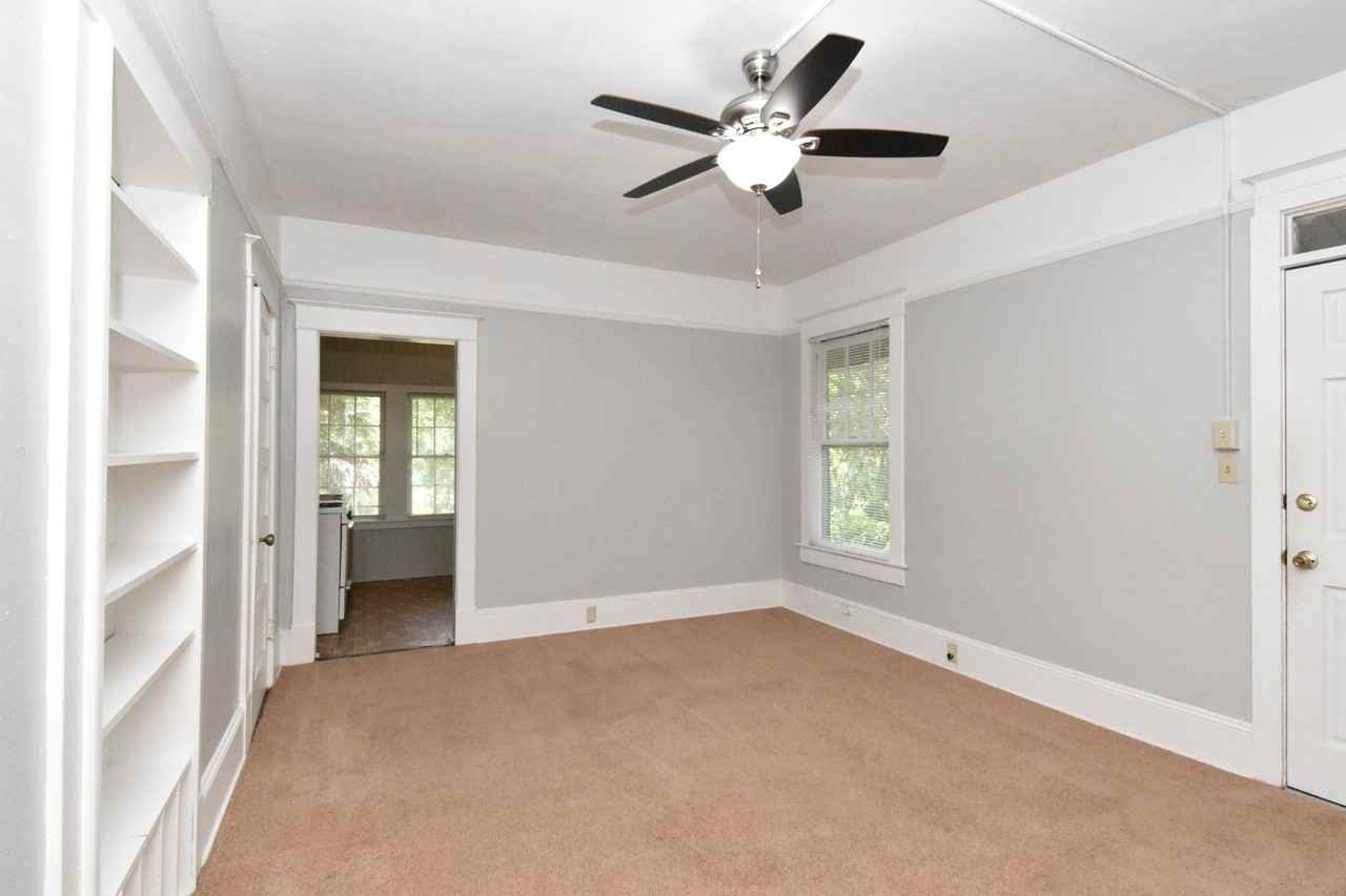 Bosshardt, Bosshardt, Bosshardt - Photo 6 of 29