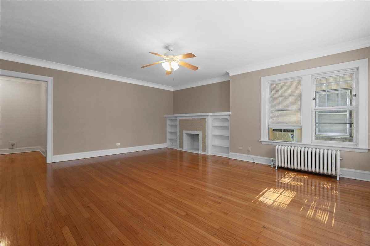 811 Dobson St #1E - Photo 2 of 8