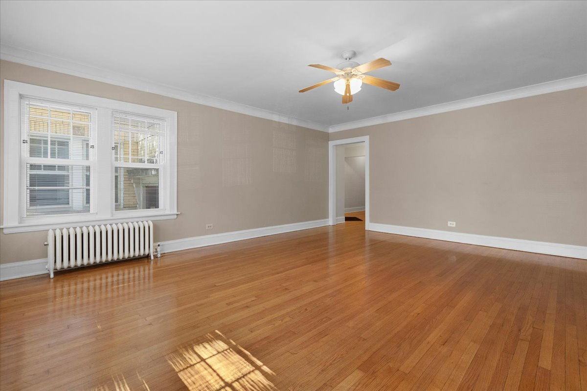 811 Dobson St #1E - Photo 3 of 8