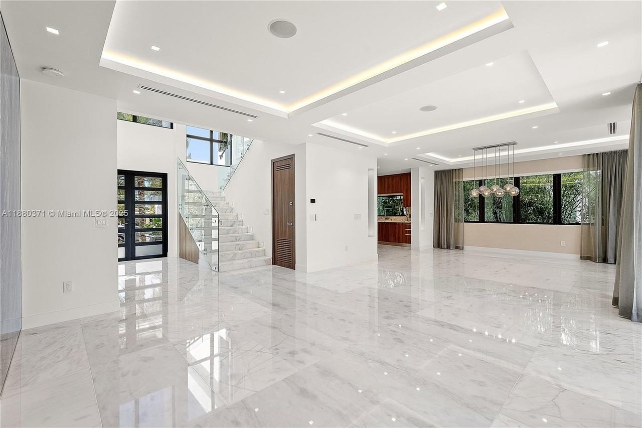 1311 Stillwater Dr #0 - Photo 4 of 44