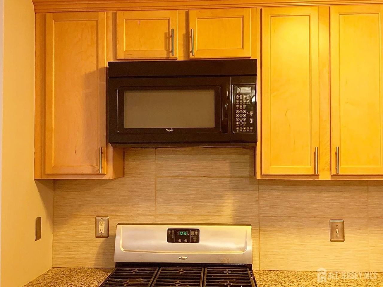 201 Prestwick Way - Photo 3 of 21