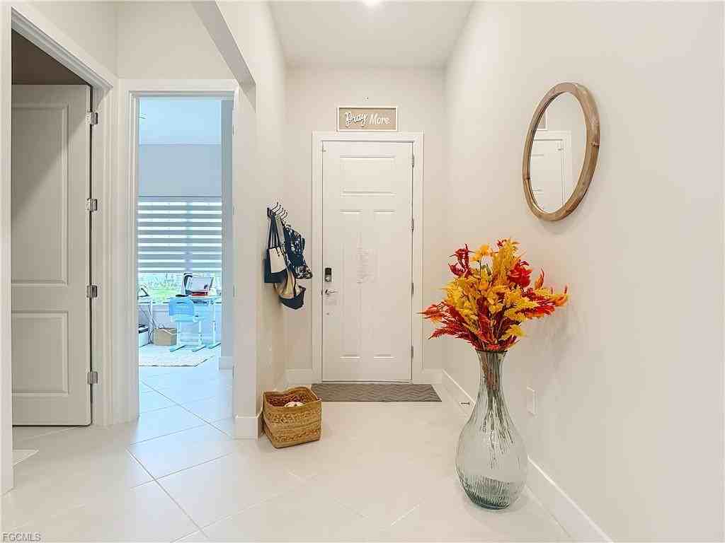 4302 Washington Pl - Photo 2 of 8