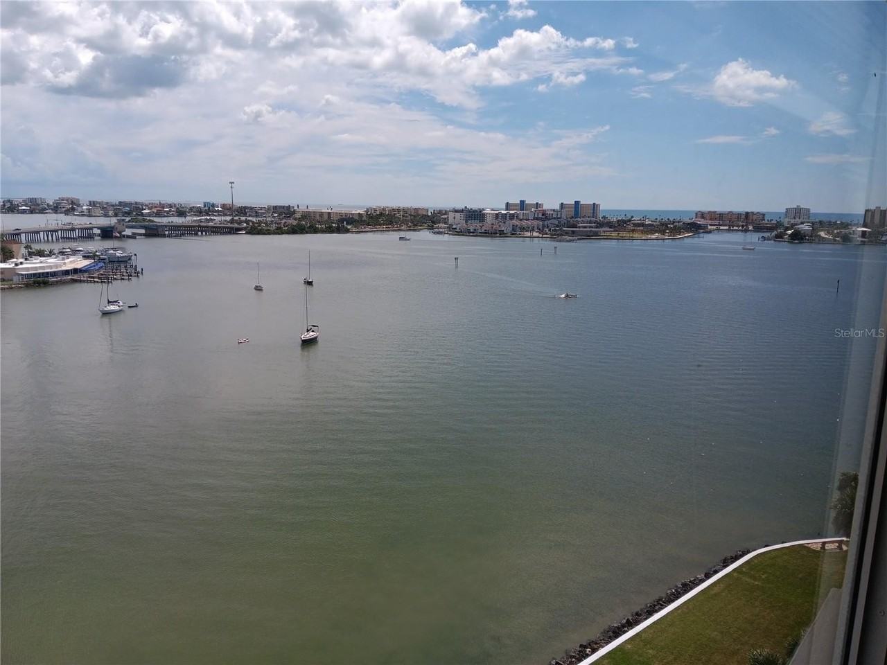 4775 Cove Cir #1102 - Photo 7 of 11