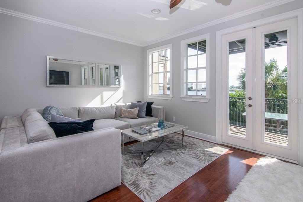 1426 Harbour Walk Rd - Photo 5 of 48