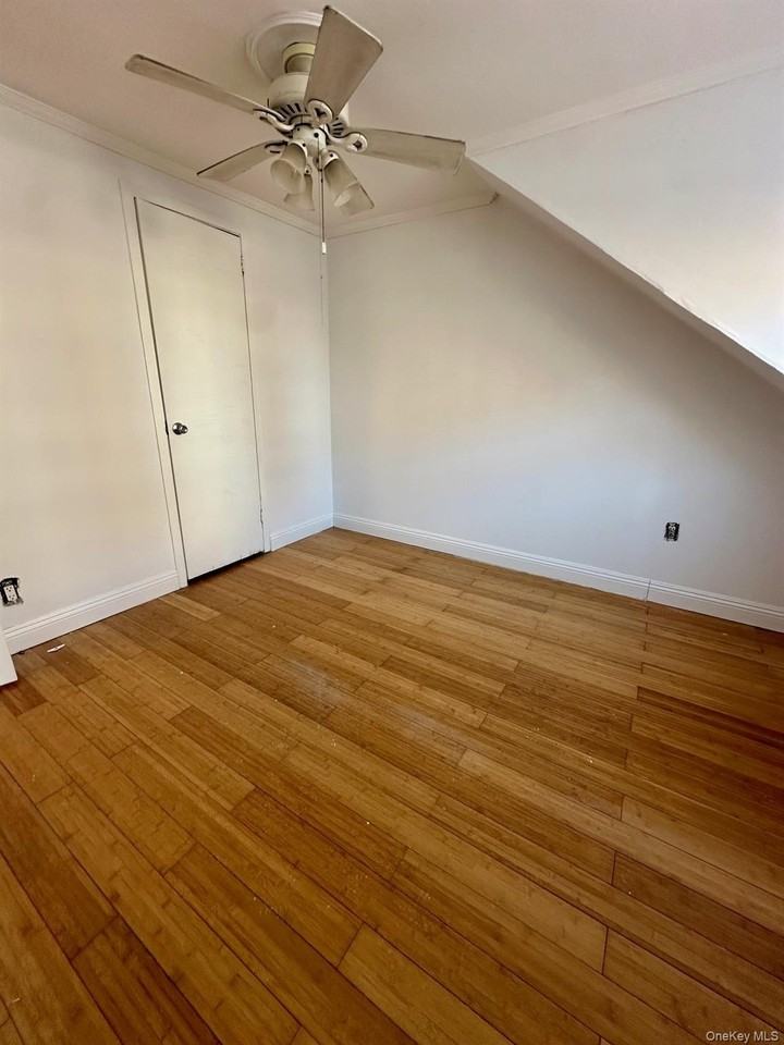 658 W Broadway - Photo 3 of 9