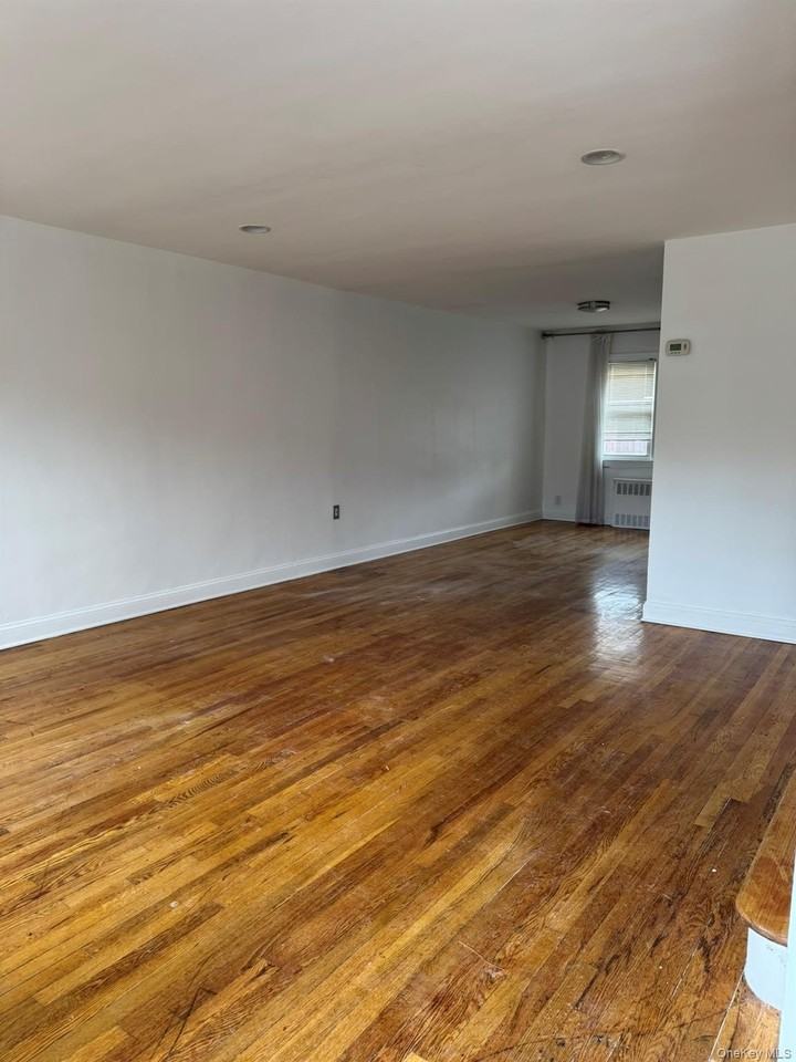 15013 78th Ave - Photo 3 of 24