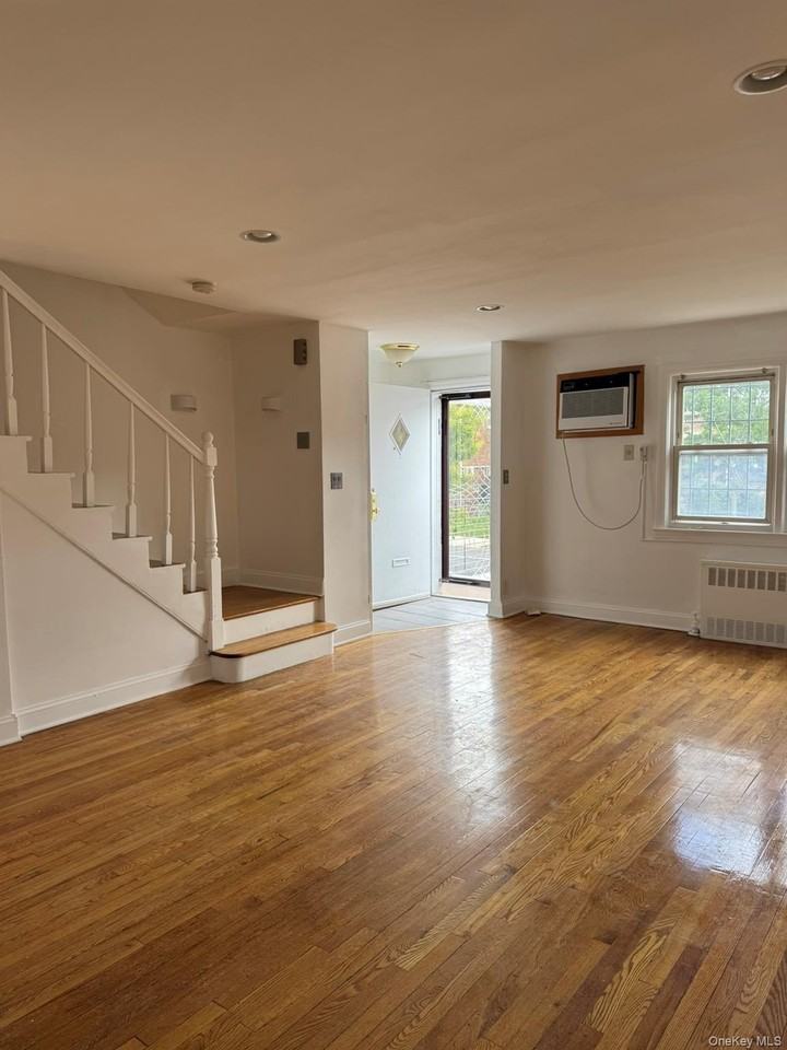 15013 78th Ave - Photo 7 of 24