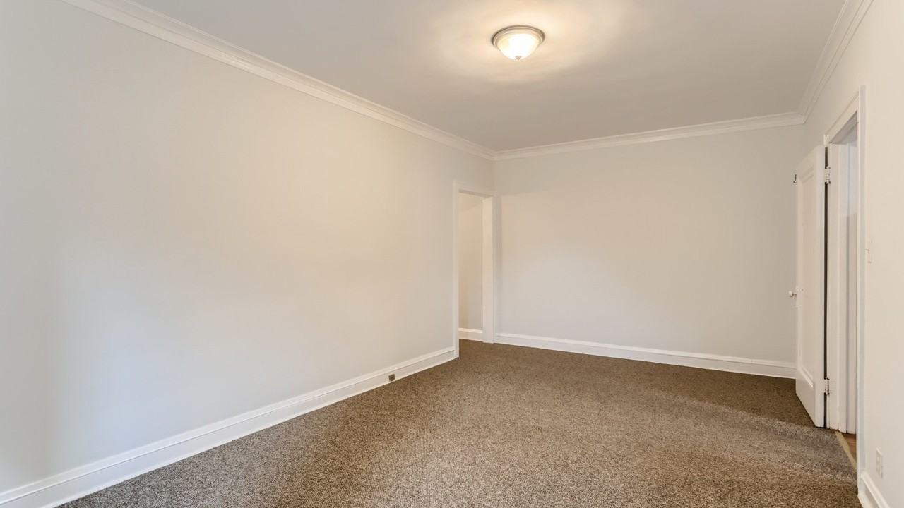 3527 North Lowell Avenue #1S - Photo 5 of 13