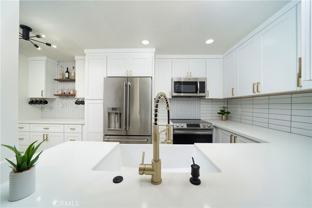 25671 Le Parc #1 - Photo 1 of 1