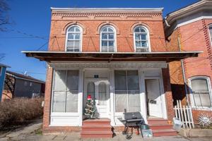 featured image of 15 E Hill Rd Unit 2