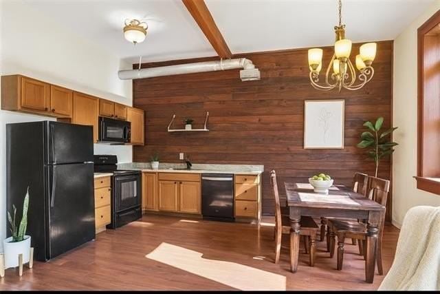 915 Decatur St #F - Photo 3 of 23