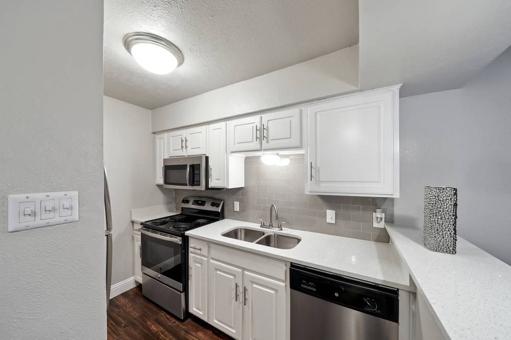 Stone Canyon Rd & N Central Expy #3120 - Photo 5 of 26