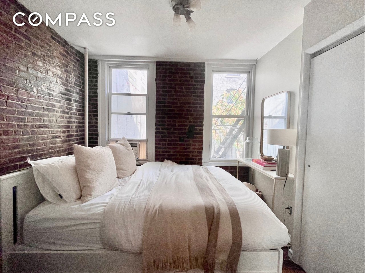 57 Spring St #6 - Photo 3 of 10