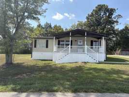 featured image of 235 Lavender Rd