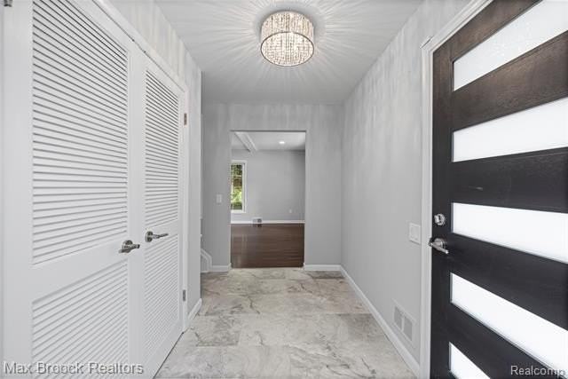 2601 Lamplighter Ln - Photo 7 of 50