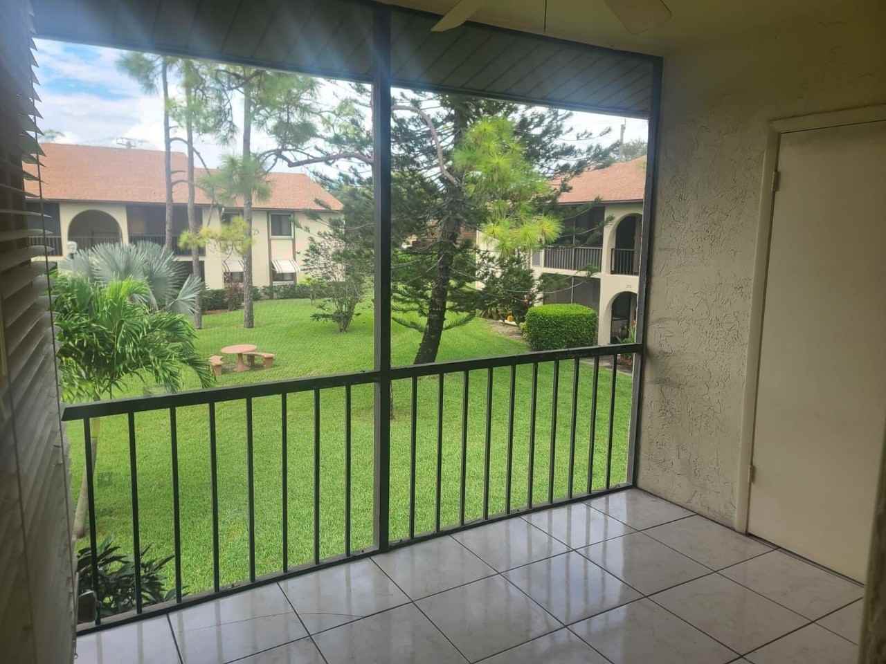 317 Knotty Pine Cir #A2 - Photo 2 of 24