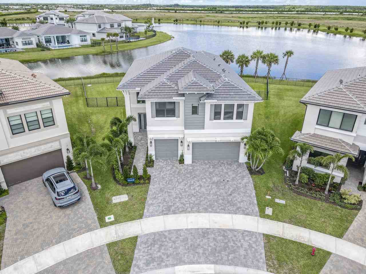 10077 Heron Flock Dr - Photo 2 of 50