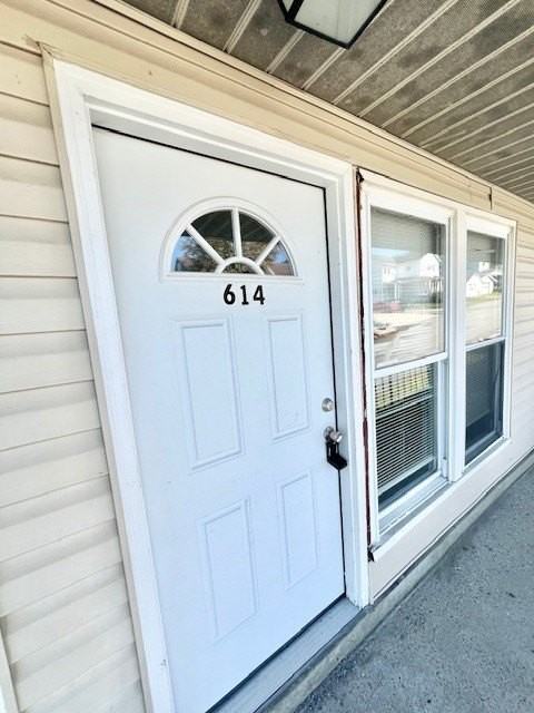 614 Union Street - Photo 2 of 9