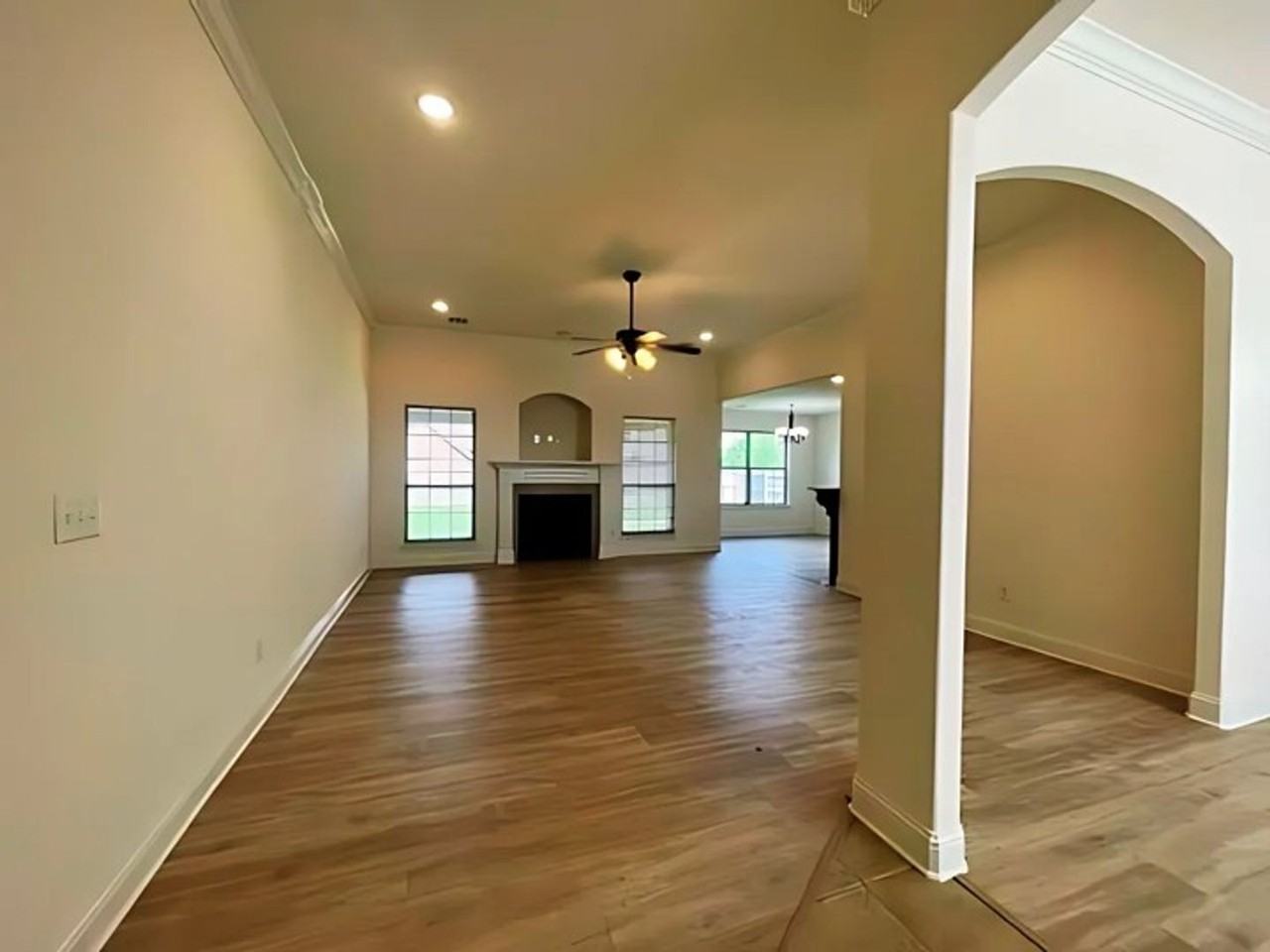 4104 Sw Layton Rd - Photo 2 of 5