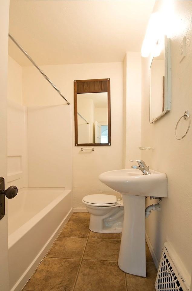 18 8th Ave Nw - Photo 7 of 15