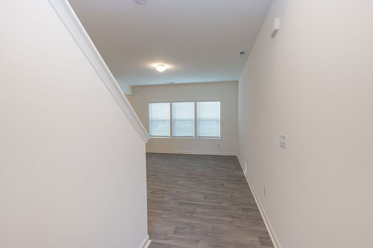 14079 Clayborn St - Photo 2 of 22