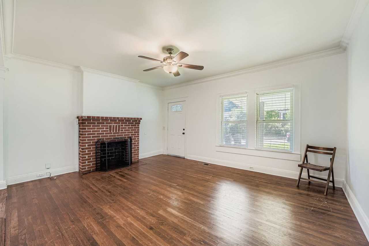 511 Walnut Street - Photo 2 of 11