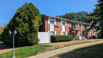 MN Arbor 2617, 2701 38th St NW (Bldg. 2705) - Photo 1 of 1