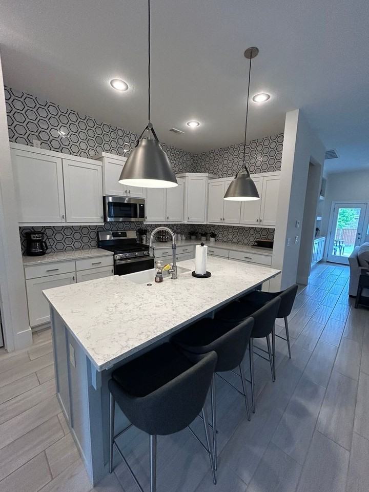 606 Mill Pond Way - Photo 4 of 34