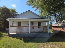featured image of 1546 1/2 Fuller St
