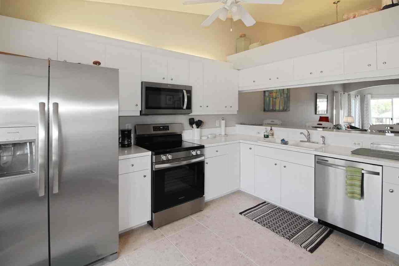 905 Addington Court #202 - Photo 5 of 17