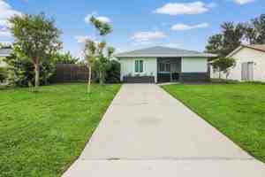 featured image of 1040 Hope St